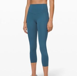 Lululemom All the Right Places II 23 crop